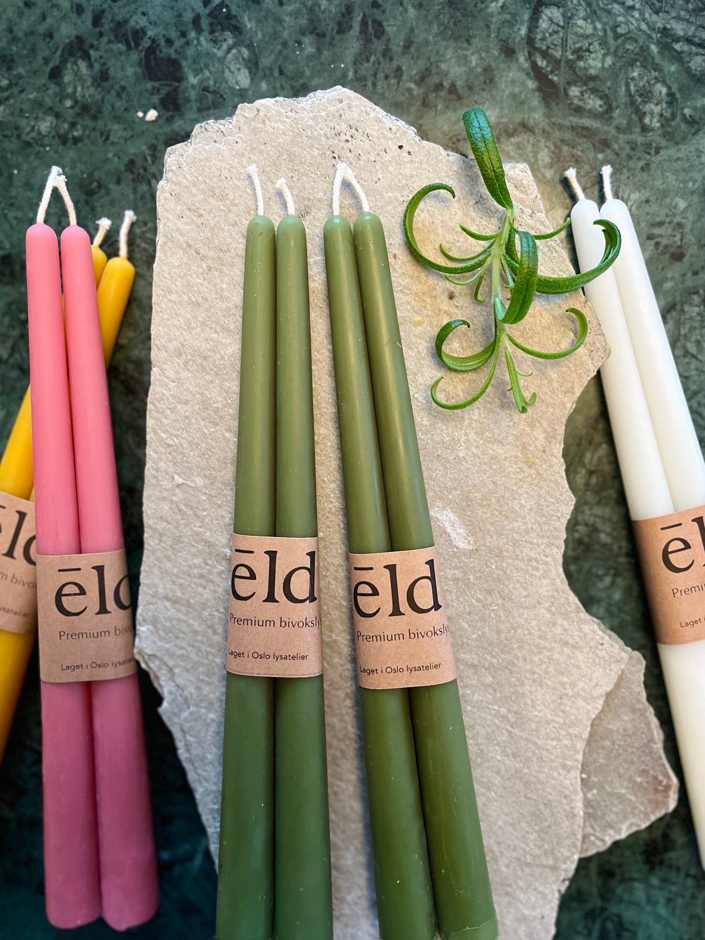 Bivokslys kronelys 2 stk i emballasje - 100% ren bivoks med økologisk bomullsveke