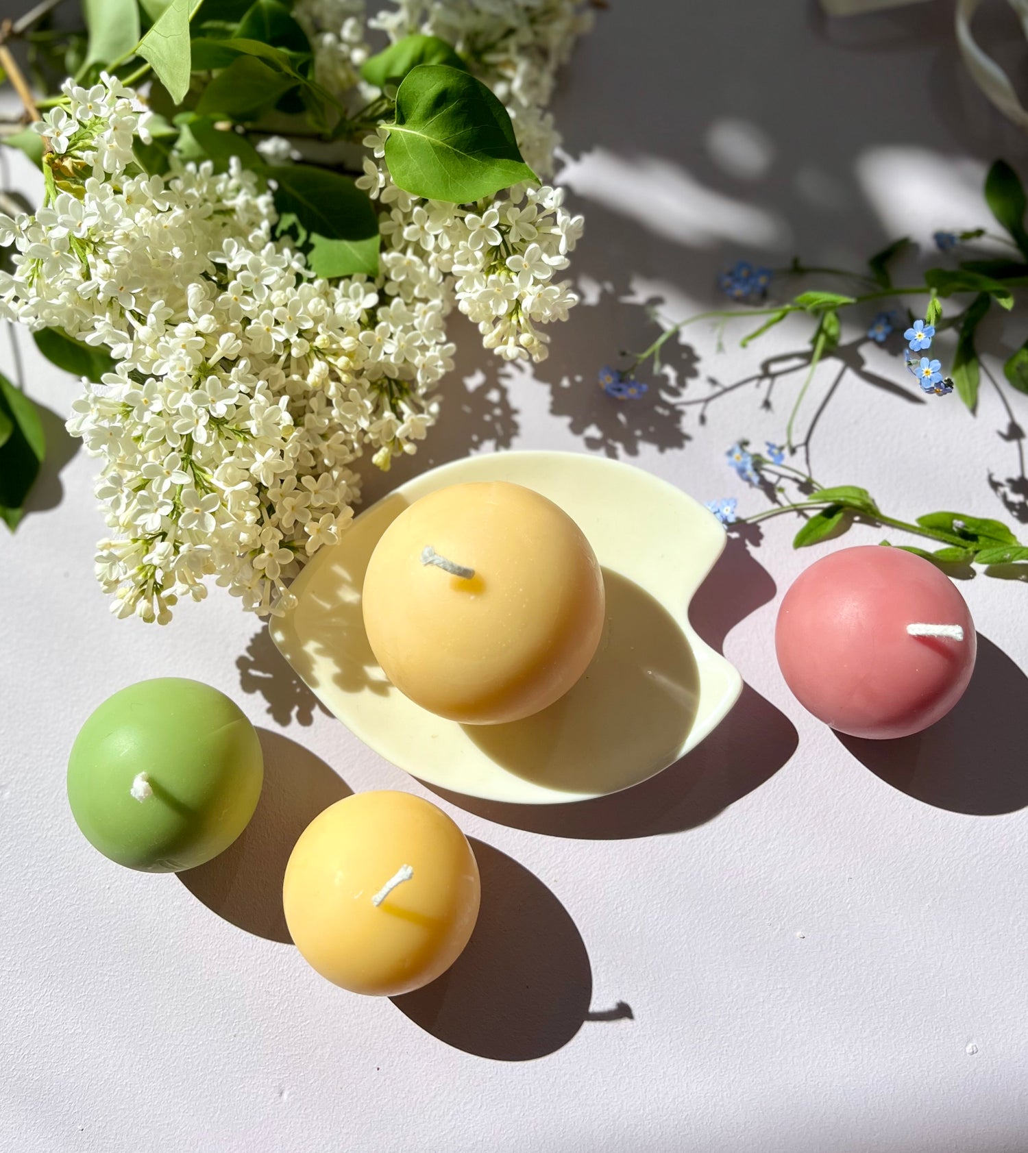 Lysglober av ren bivoks | Eld naturlys